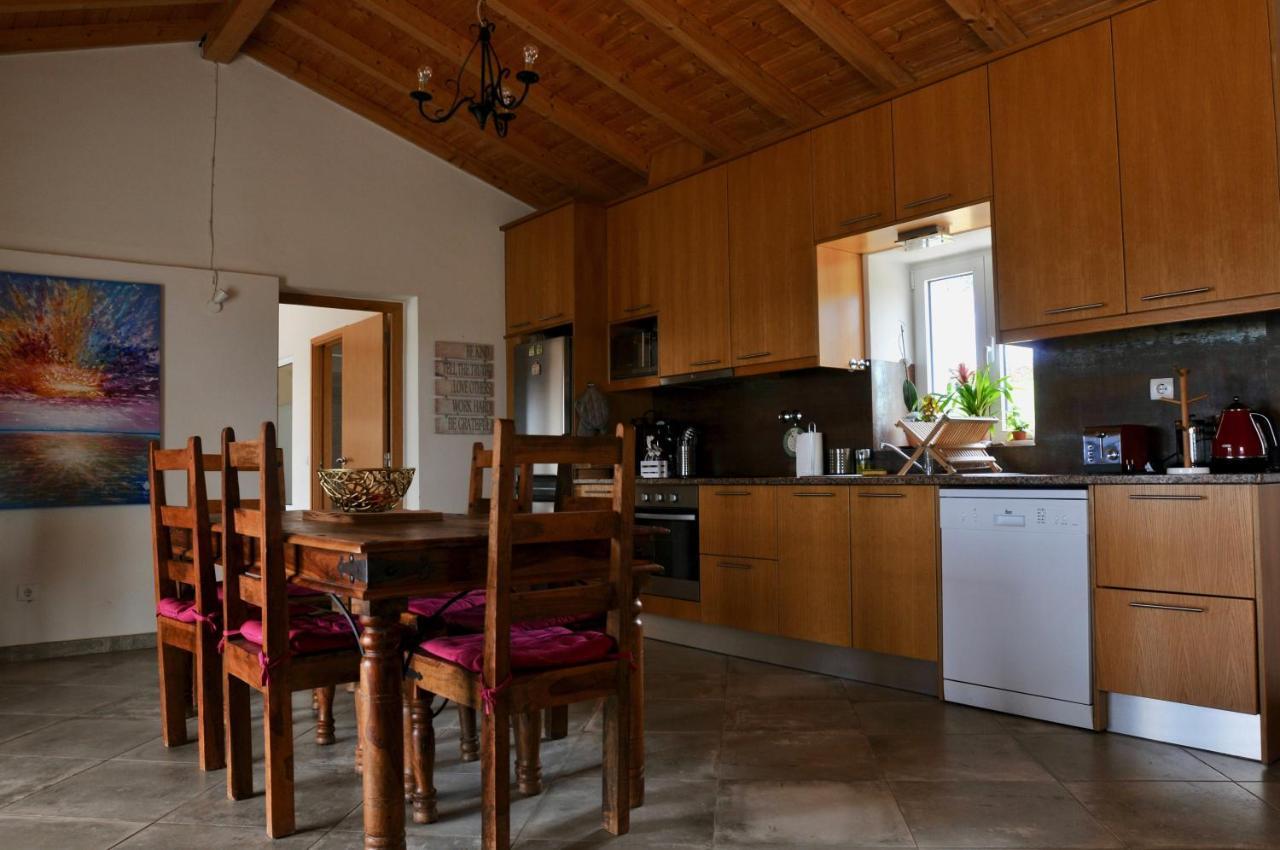 Cal Velho - Holiday Lodge São Luis Eksteriør billede